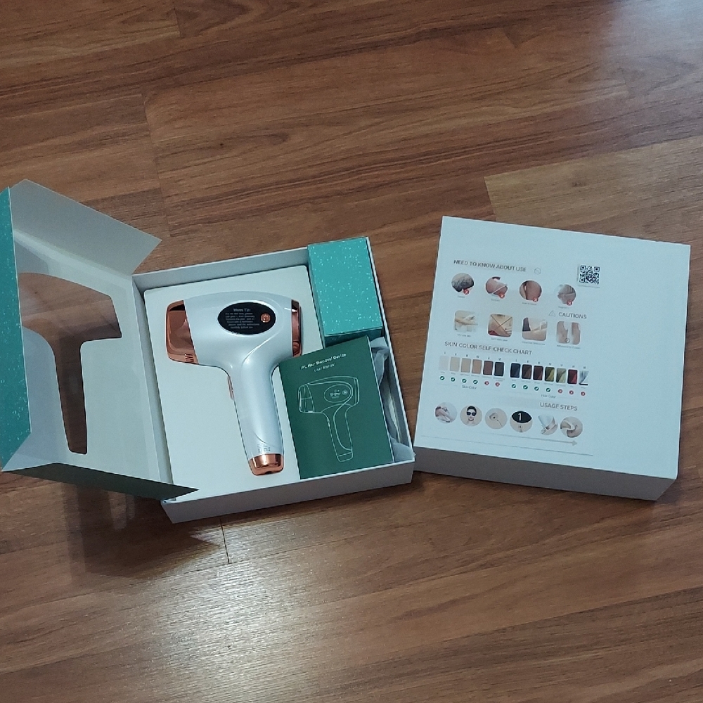 IPL Hair Removal Device With Glasses- White and Gold